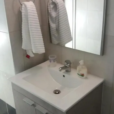 Beloussi Zakynthos Kypseli