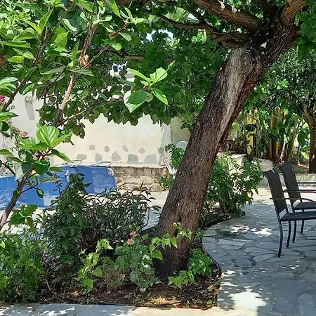 Beloussi Zakynthos * Kypseli